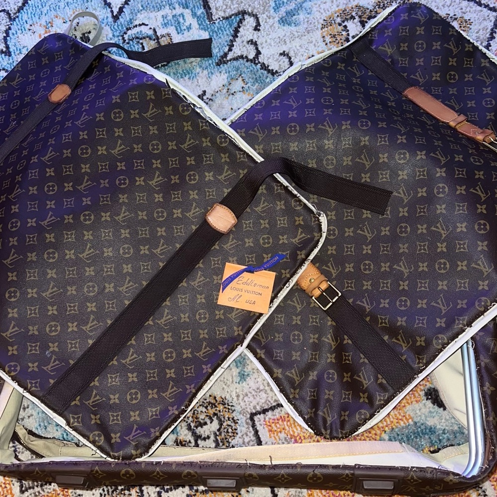 🤎 Monogram leather upcycled ♻️ Apple Watch band - Picture 12 of 14